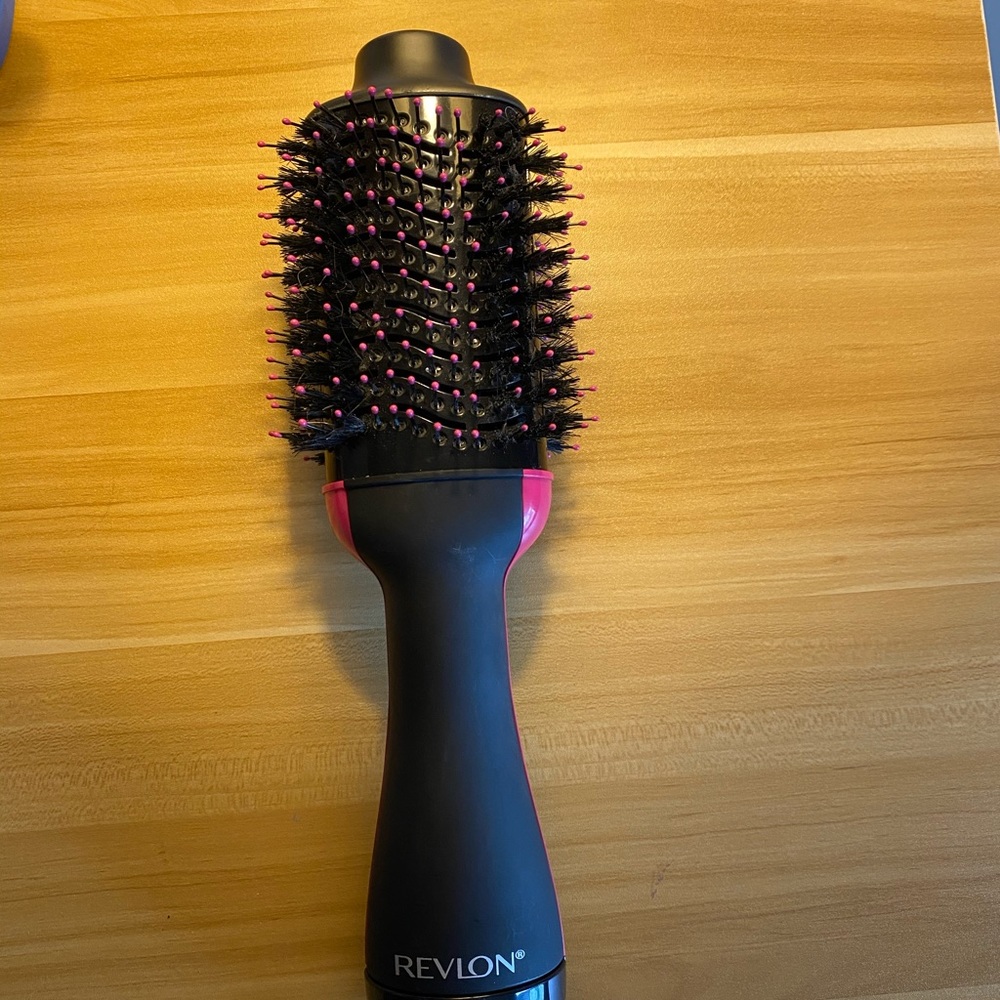 Revlon One Step Hair Dryer & Volumizer Brush